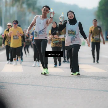Runner Photo 6455025