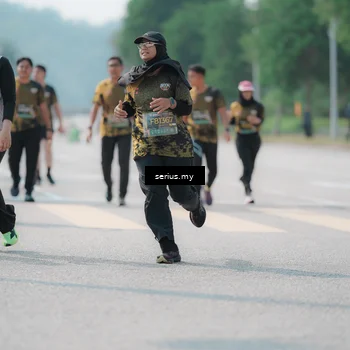 Runner Photo 6455062