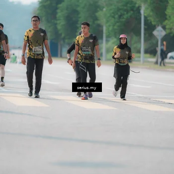 Runner Photo 6455077