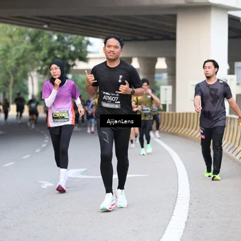 Runner Photo 6455079