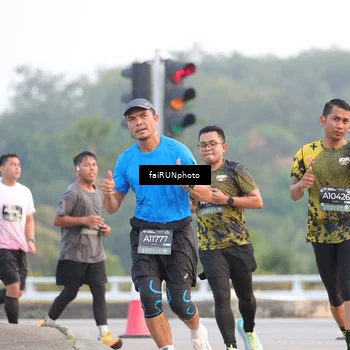 Runner Photo 6455080
