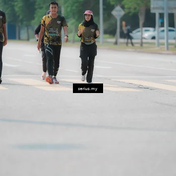 Runner Photo 6455111