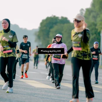 Runner Photo 6455115