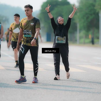 Runner Photo 6455117
