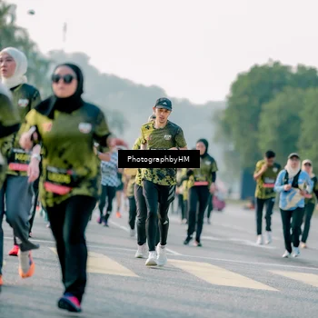 Runner Photo 6455145