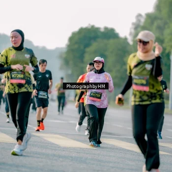 Runner Photo 6455172