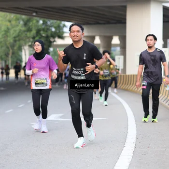 Runner Photo 6455240