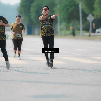 Runner Photo 6455244