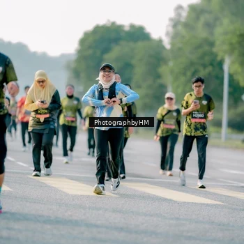 Runner Photo 6455292