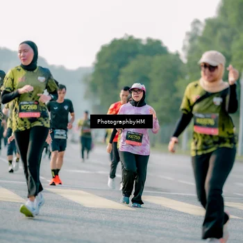 Runner Photo 6455340