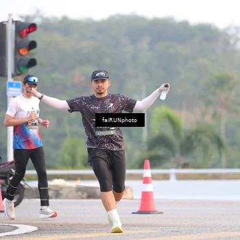 Runner Photo 6455360