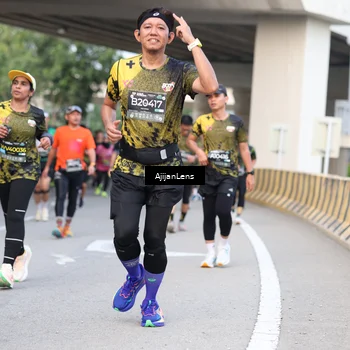 Runner Photo 6455411