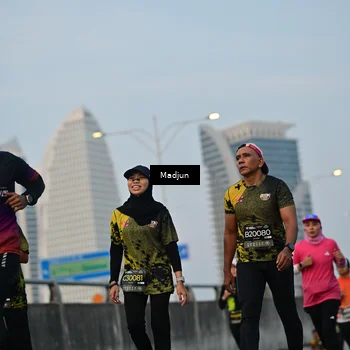 Runner Photo 6455476
