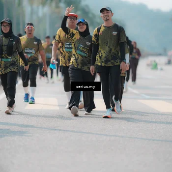 Runner Photo 6455573