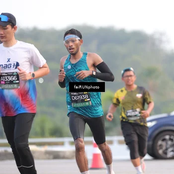 Runner Photo 6455615