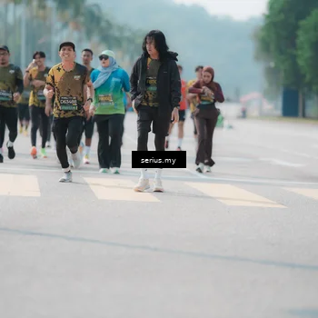Runner Photo 6455663