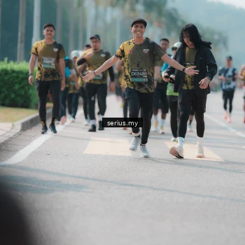 Runner Photo 6455673