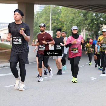 Runner Photo 6455678