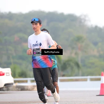 Runner Photo 6455682
