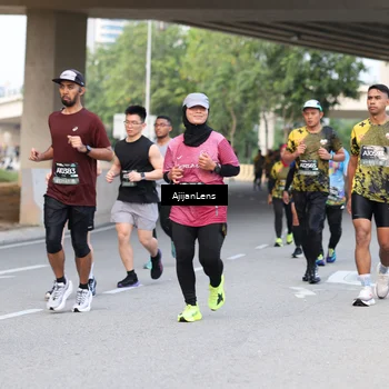 Runner Photo 6455711