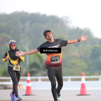 Runner Photo 6455715