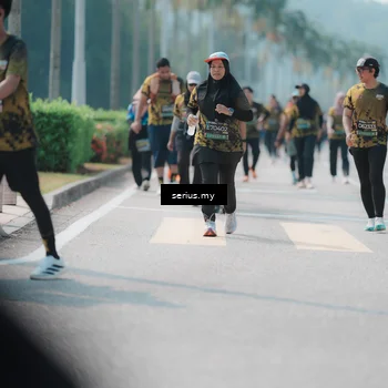 Runner Photo 6455923