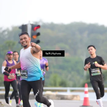 Runner Photo 6455973