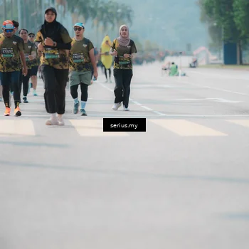 Runner Photo 6455980