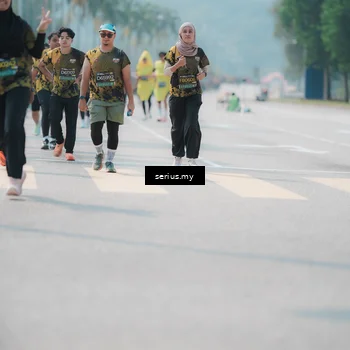 Runner Photo 6455998