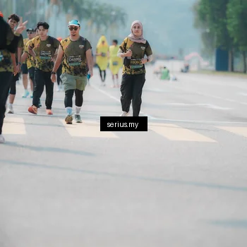 Runner Photo 6456039