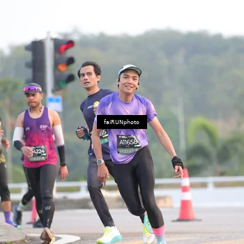 Runner Photo 6456054