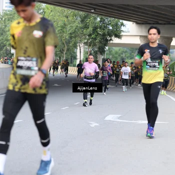 Runner Photo 6456072