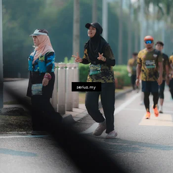 Runner Photo 6456103