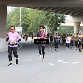 Runner Photo 6456124