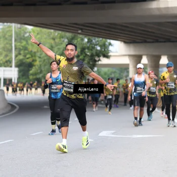 Runner Photo 6456192