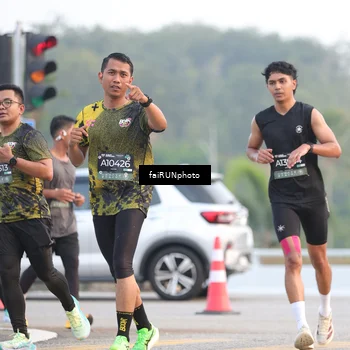 Runner Photo 6456243