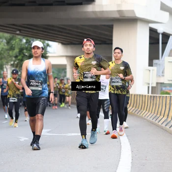 Runner Photo 6456267