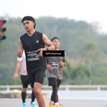 Runner Photo 6456276