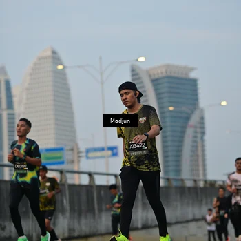 Runner Photo 6456290