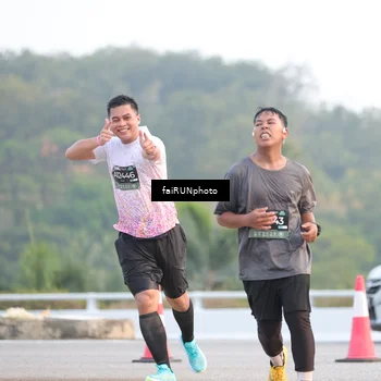 Runner Photo 6456305