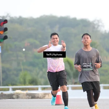 Runner Photo 6456307