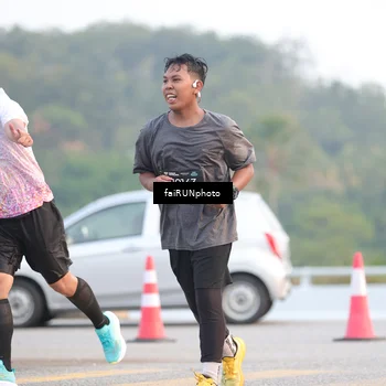 Runner Photo 6456345