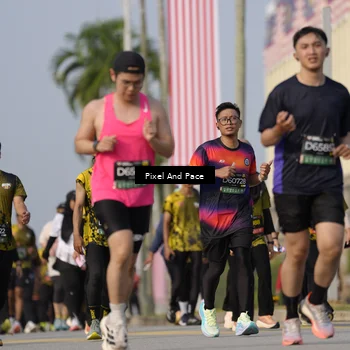 Runner Photo 6456350