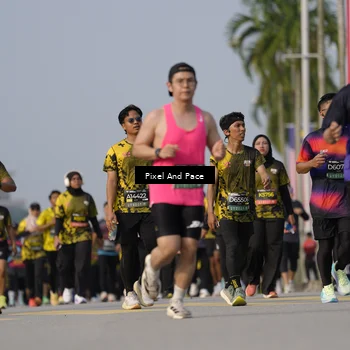 Runner Photo 6456362