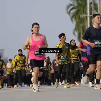 Runner Photo 6456364