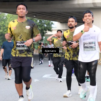 Runner Photo 6456365