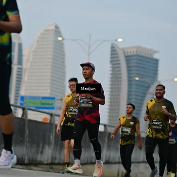 Runner Photo 6456367
