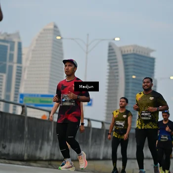 Runner Photo 6456373