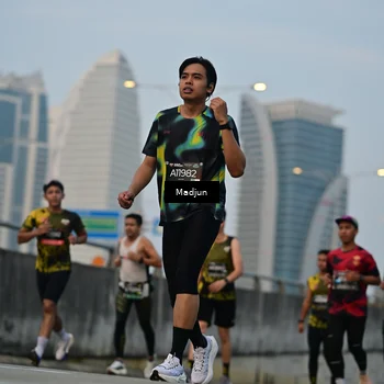 Runner Photo 6456380