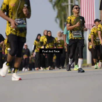 Runner Photo 6456398